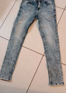 Bundle of 5 Pairs Jeans