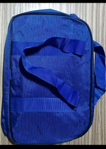 In Coins 👛 Spacious Blue Duffle Bag