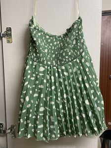 Green Pleated strapless Top