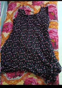 Bundle of 4 dress- Various Styles