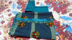Elegant Blue Floral Print Saree