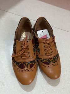 Stylish Brogue Shoes