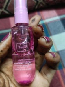 Aqualogica Dewy Floral Kiss