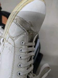 Metro White Casual Shoes