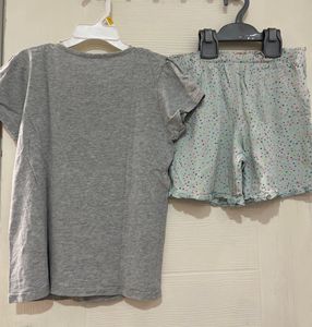 Mothercare Girls Set Of Tshirt N Shorts 6-8yr