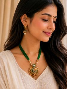 Exquisite Peacock Design Necklace Set