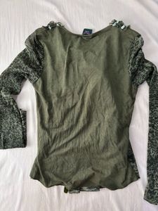Chic Olive Green Leopard Print Tunic Top
