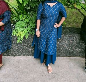 Women Kurta Plazzo Set