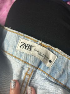 Ripped Zara Light Wash Jeans