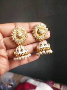 Beautiful Gold And White Jhumkas
