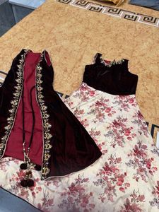 Elegant Floral Velvet Gown        pricedrop now
