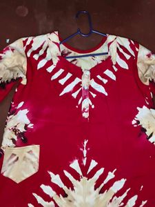 Vibrant Tie-Dye Nighty