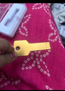 15 GB  New USB Drive