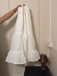 H&amp;M Flowy White Tiered Maxi Skirt