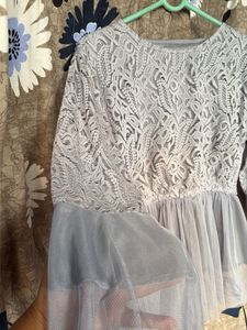 Grey Lace &amp; Net Peplum Top – Elegant Party Wear🫶�