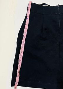 Forever 21 Stunning Black Skirt Waist 28-32