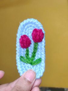 Crocheted tulip hair clips