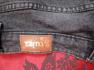 Stylish Dark Wash Jeans