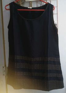 Navi blue Sleeveless Top with Patterned Hem