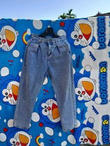 High waist 28 Light Wash Jeans