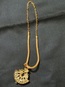 Purple Coloure Small Girl  Chain .