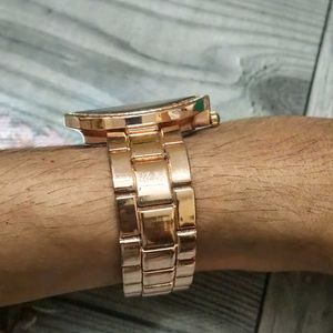 Rose Gold Crystal Bezel Watch