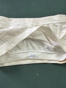 Comfortable White Seamless Strapless Bra