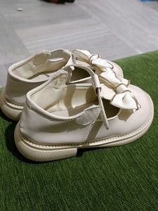 Cute Cream Bow Mary Jane Shoes