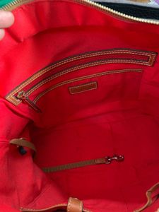 Authentic Dooney &amp; Bourke  tote bag