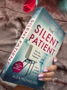 The Silent Patient by Alex Michaelides