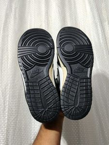 Nike Dunk Low "Panda"