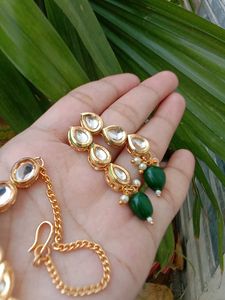 Gold Plated Kundan Maang Tikka Set