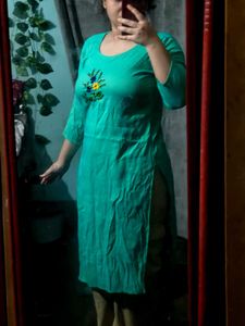 Green Embroidered Kurta