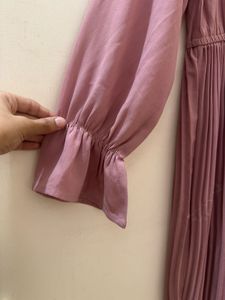 Elegant Pleated Midi Dress