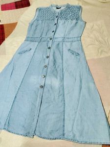 🎀 Blue Denim Button-Up Dress 😍