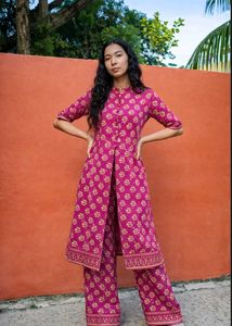 Stunning Magenta Kurta Set