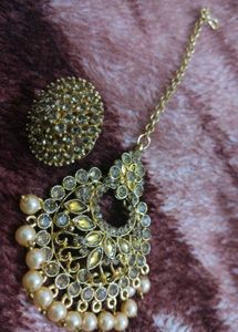 Classic Gold Kundan Maang Tikka with Pearls