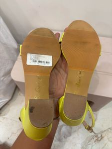 “Everqupid” Neon Yellow Chunky Heels (Almost 🆕)