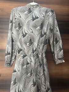 Chic Black &amp; White Printed Dress