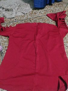 Stylish Red Cut-Out Sleeve Top