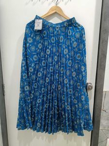 *New*Blue Floral Pleated Maxi Skirt