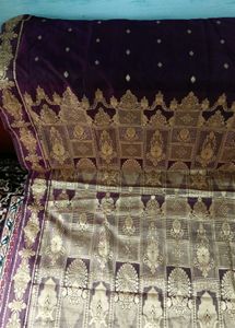 Elegant Purple &amp; Gold Banarasi Silk Saree