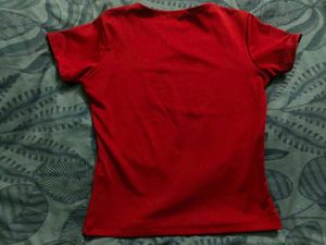 Burgundy round neck regular T-shirt