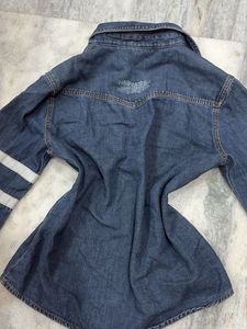 Y2K vintage 2OOOs top
