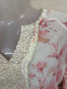 Beautiful Floral Print Kurta