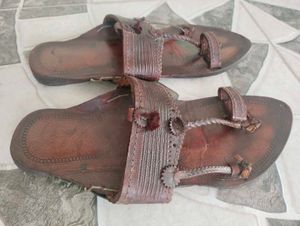 Genuine Leather Handmade Kolhapuri Chappals UK8