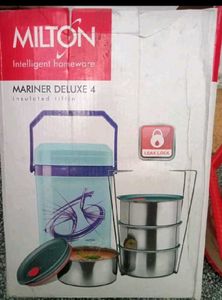 Milton Lunch Box