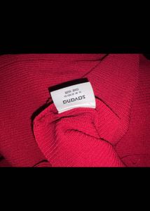 Chic Cut-Out Red Knit Top