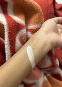 NYX Creame CONCEALER &amp; ICONIC LONDON SHIMMER BODY