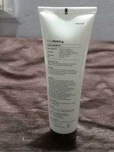 Minimalist Anti-Dandruff Shampoo